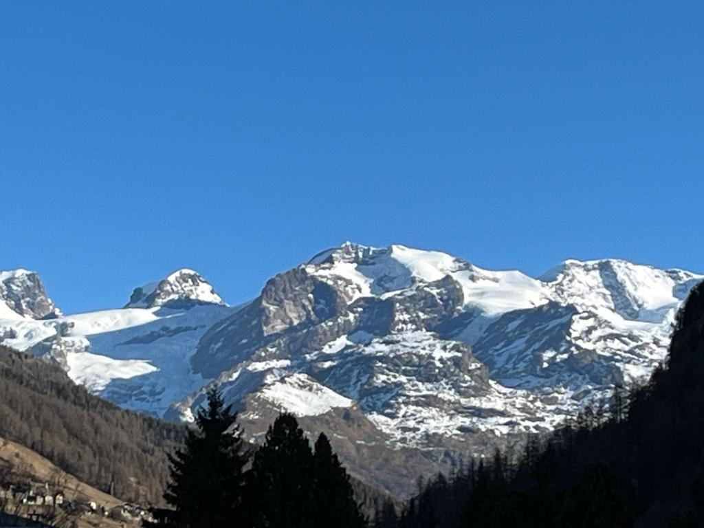 The Snow - Appartamento Panoramico Con Balcone Champoluc Extérieur photo
